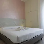 Otel Confort 3*